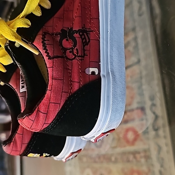 Vans limited edition old skool (The Simpsons) El Barto size 1 - Picture 10 of 12